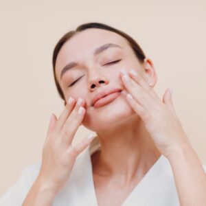 PROFHILO + HYDRAFACIAL + LASER REJUVENECEDOR + VITAMINAS